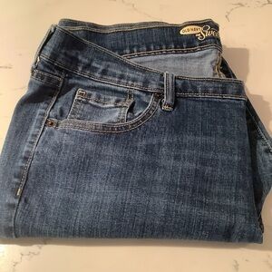 Old Navy “The Sweetheart” plus size jeans